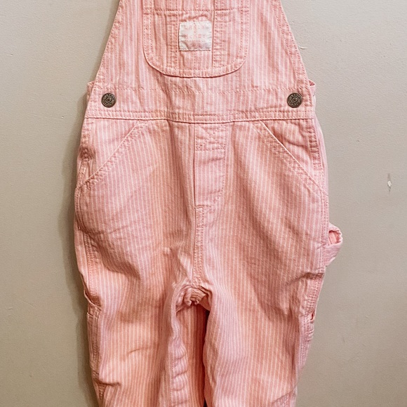 Lakin McKey brand pink and white girls Striped train Overalls  Size 9 months - Picture 3 of 9
